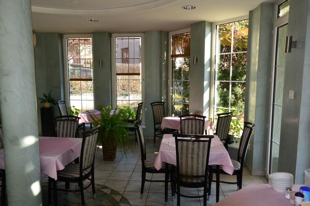Bed and Breakfast Belle Fleur Panzio Budapest Exterior foto