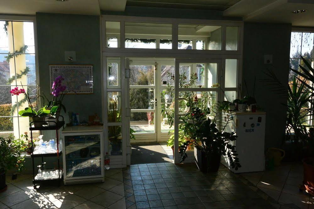 Bed and Breakfast Belle Fleur Panzio Budapest Exterior foto